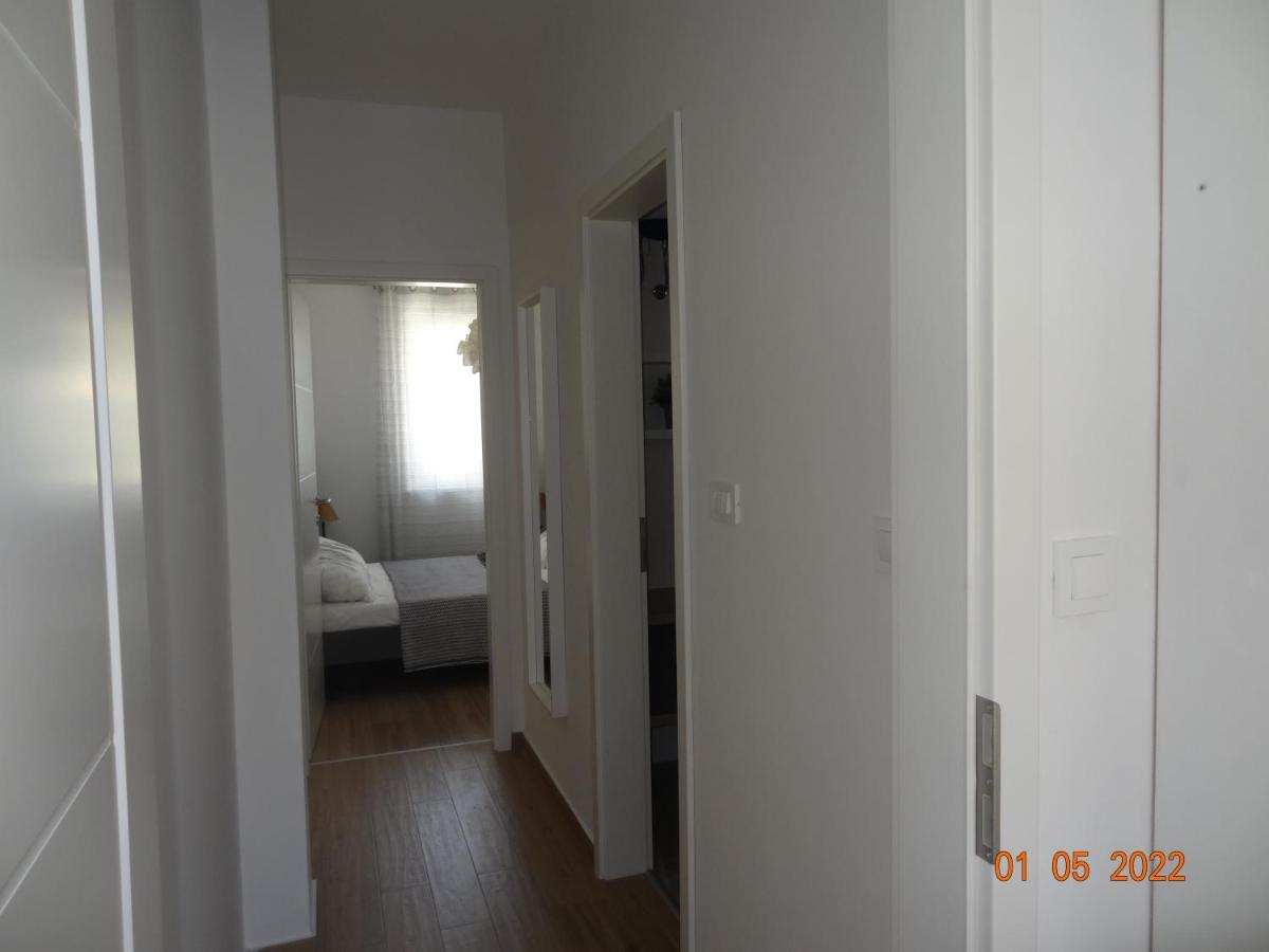 Fantazija Appartement Vodice Buitenkant foto