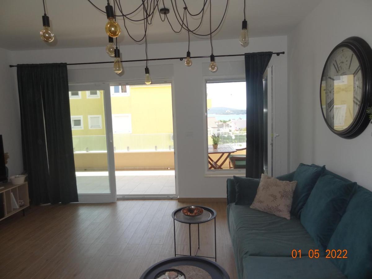 Fantazija Appartement Vodice Buitenkant foto